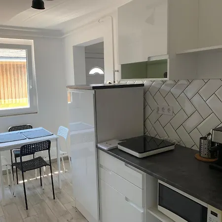 Amira Apartman